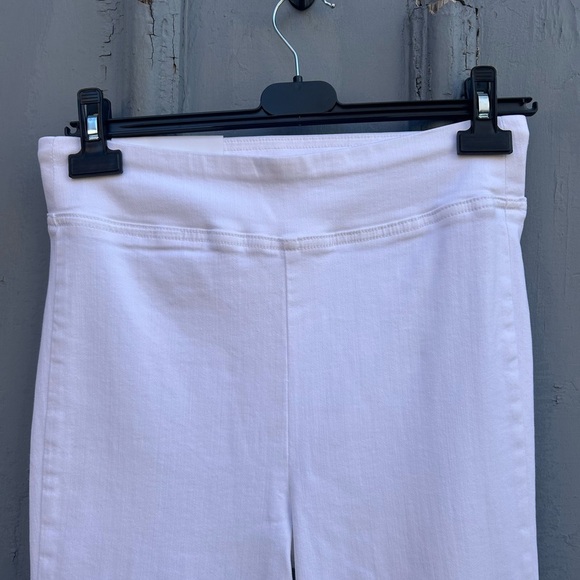 Frame White Jet Set Flare, BNWT, size 2 (Waist 30-34) - Picture 10 of 15